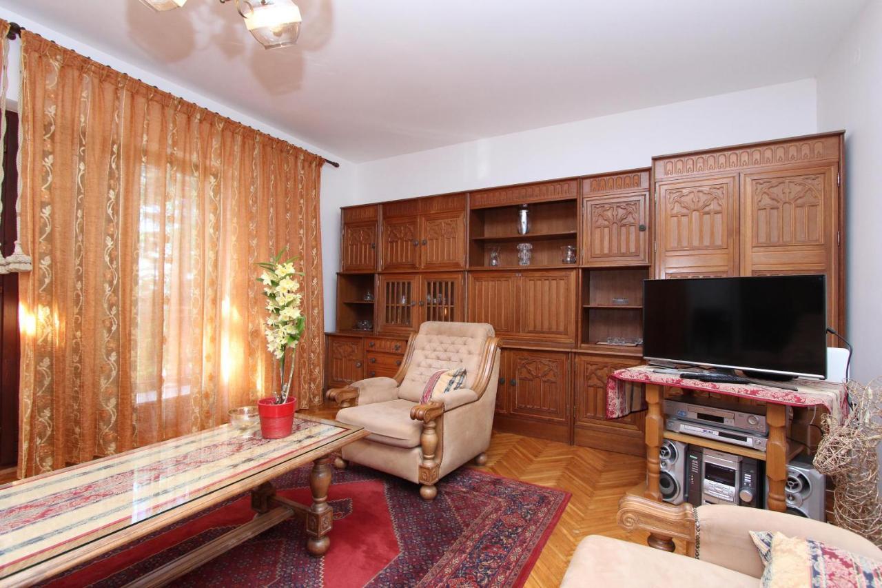 Apartment Clementina Višnjan Buitenkant foto