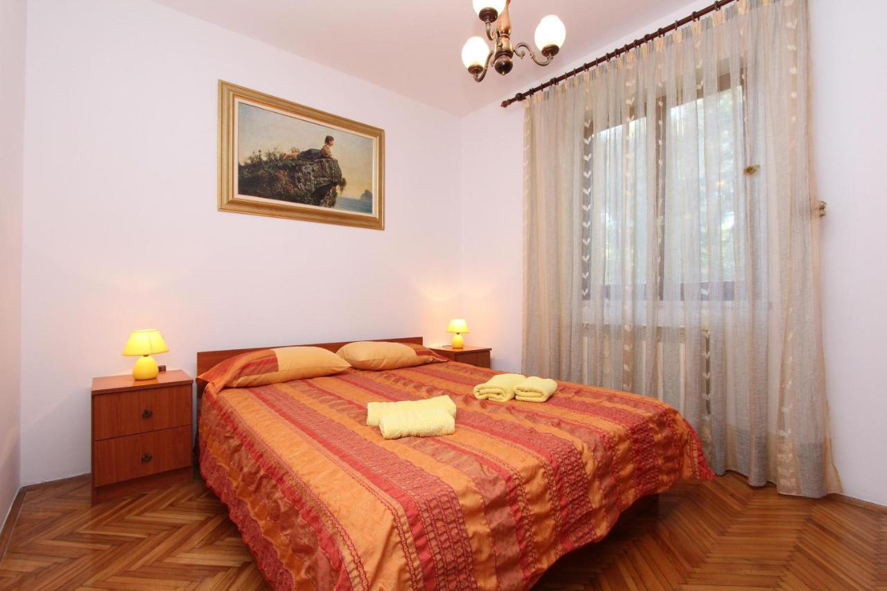 Apartment Clementina Višnjan Buitenkant foto